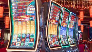 Slots ဂိမ်း Reels နှင့် Jackpot ဆုငွေ ဖန်တီးပုံ